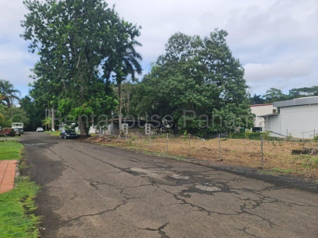 Residential Lot - Lote Residencial